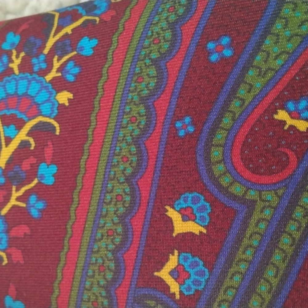 Paul Stuart Silk Tie (Burgundy/Green/Blue) - Made in England - Picture 5 of 11